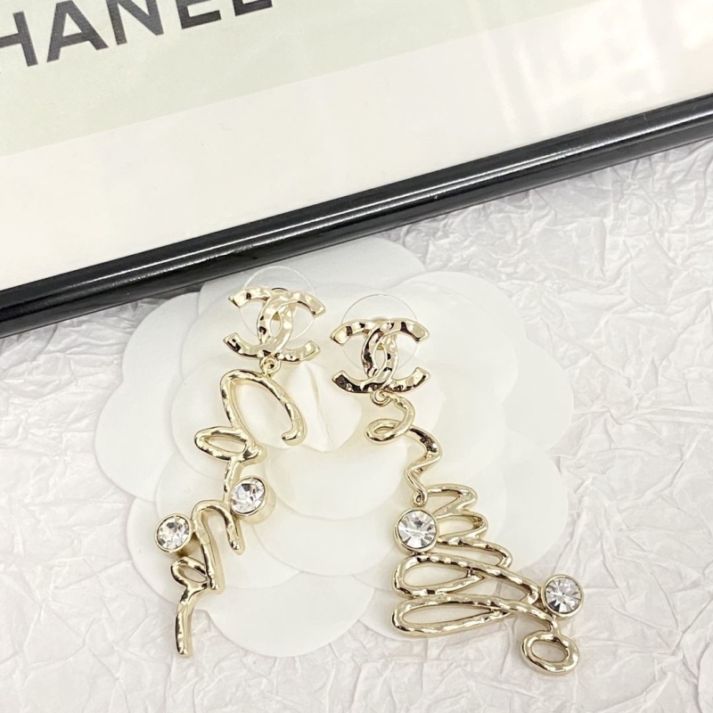 Ch**el earrings